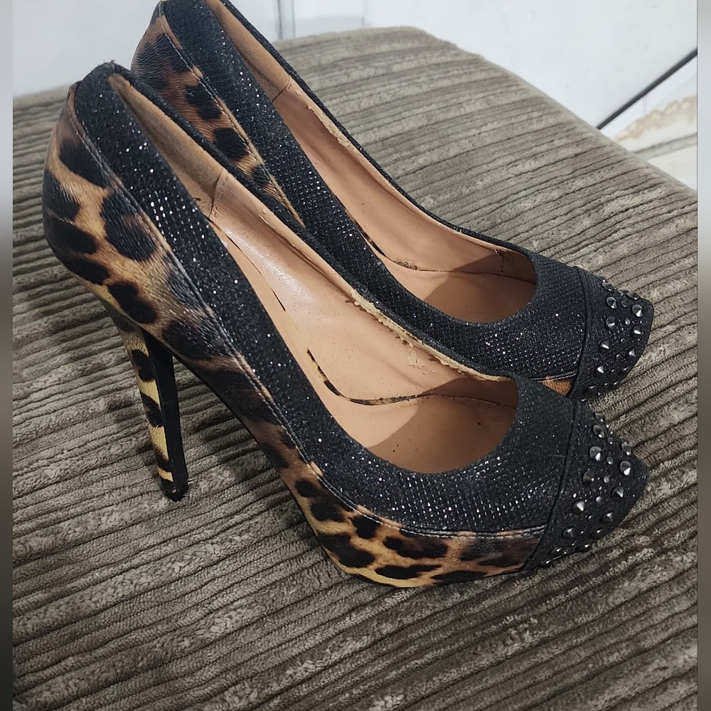 Leopard Print Black Stiletto Heels